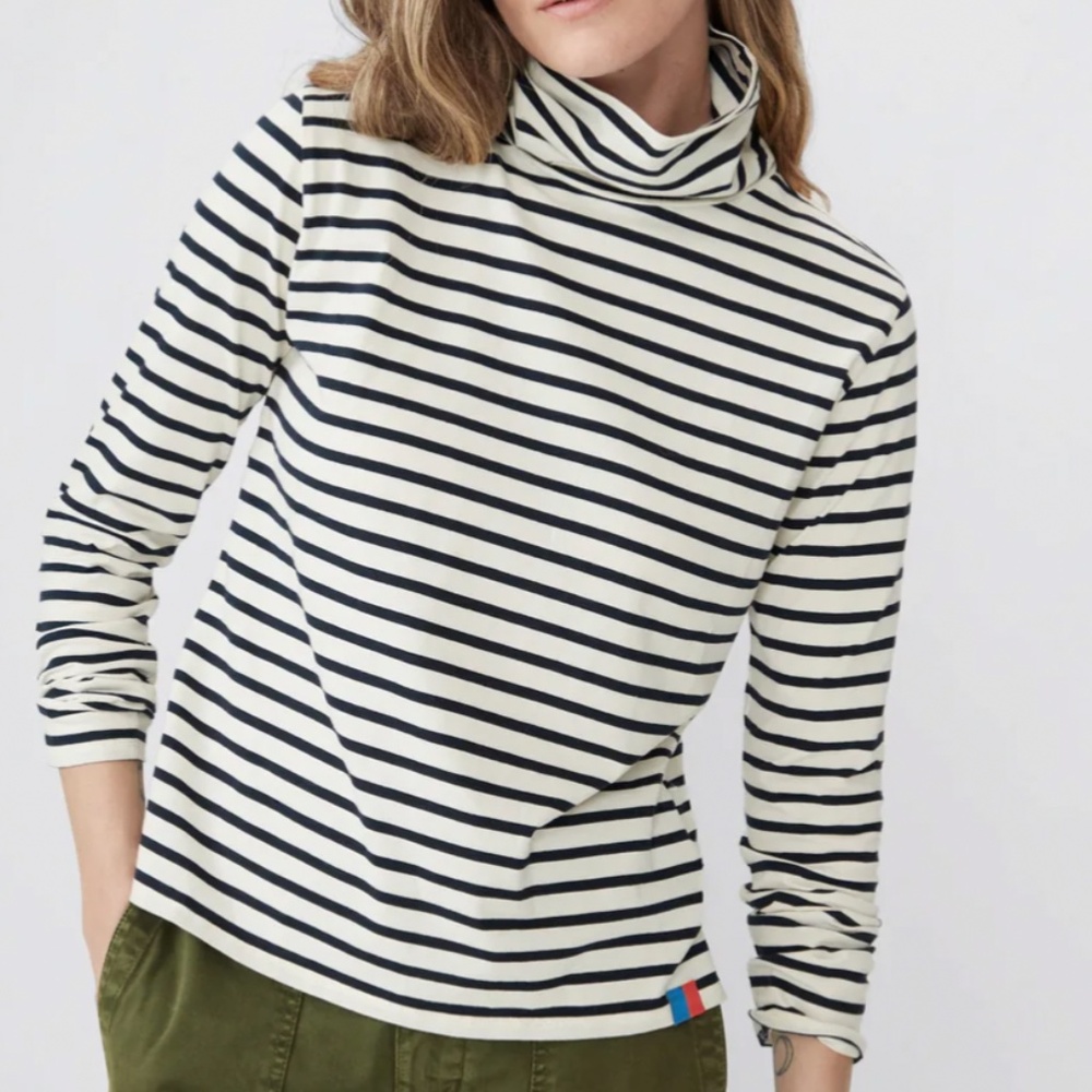 KULE THE TURTLENECK - BLACK/CREAM